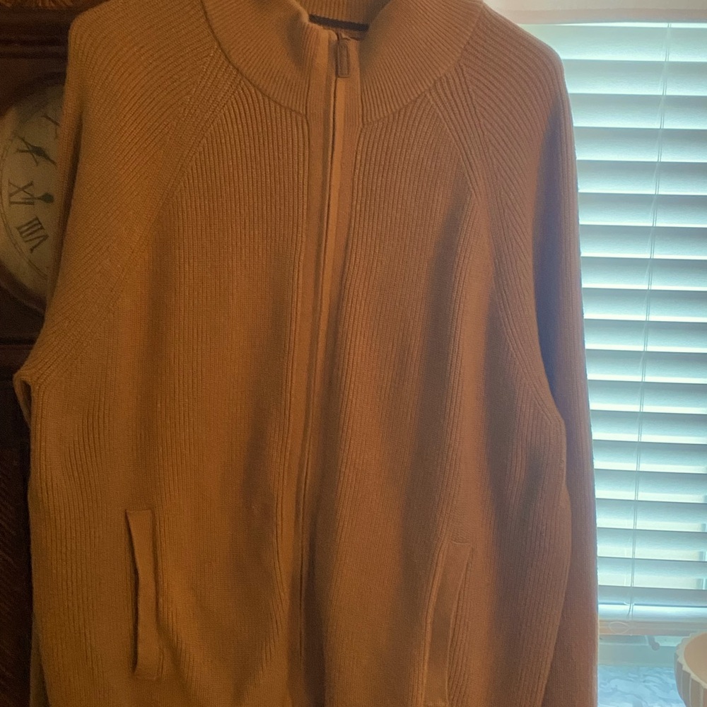 Banana Republic Beige Knit Sweater Vest